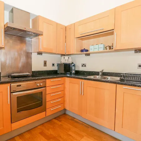6 Apartment